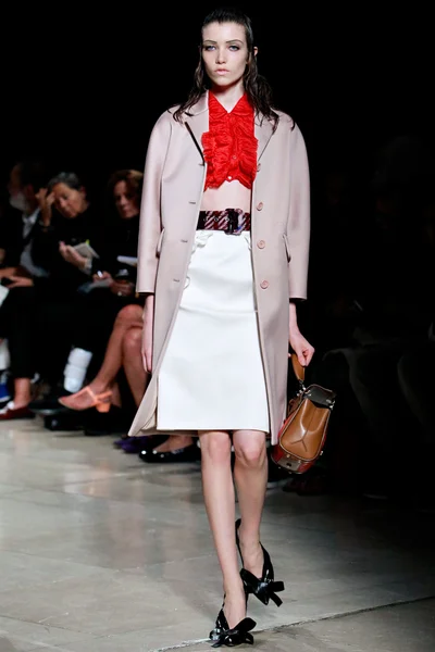Look 2
